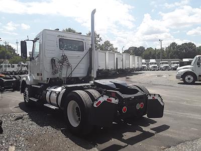 Used 2016 Volvo VNL 4x2, Semi Truck for sale #396581 - photo 2