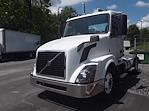 Used 2016 Volvo VNL 4x2, Semi Truck for sale #396581 - photo 1