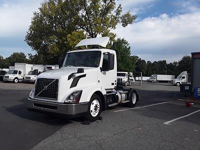 Used 2016 Volvo VNL 4x2, Semi Truck for sale #399340 - photo 1