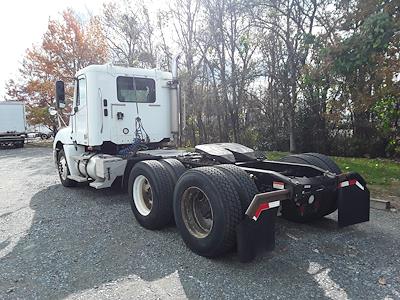 Used 2007 Freightliner Columbia 120 Conventional Cab 6x4, Semi Truck for sale #557697 - photo 2