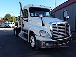 Used 2016 Freightliner Cascadia Day Cab 6x4, Semi Truck for sale #646112 - photo 3