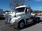 Used 2016 Freightliner Cascadia Day Cab 6x4, Semi Truck for sale #649677 - photo 1