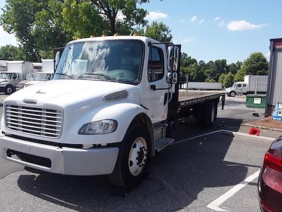 Used 2016 Freightliner M2 106 Conventional Cab 4x2, Flatbed Truck for sale #651406 - photo 1