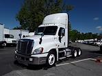 Used 2016 Freightliner Cascadia Day Cab 6x4, Semi Truck for sale #658798 - photo 1