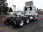 Used 2017 Freightliner Cascadia Day Cab 6x4, Semi Truck for sale #664638 - photo 5