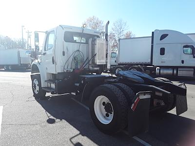 Used 2017 Freightliner M2 106 Conventional Cab 4x2, Semi Truck for sale #666361 - photo 2