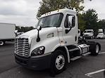 Used 2018 Freightliner Cascadia Day Cab 4x2, Semi Truck for sale #750427 - photo 3