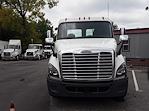 Used 2018 Freightliner Cascadia Day Cab 4x2, Semi Truck for sale #750427 - photo 4