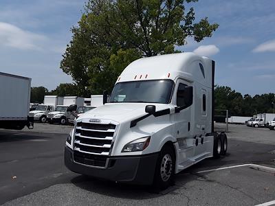 Used 2019 Freightliner Cascadia Sleeper Cab 6x4, Semi Truck for sale #808041 - photo 1