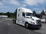 Used 2019 Freightliner Cascadia Sleeper Cab 6x4, Semi Truck for sale #808041 - photo 4