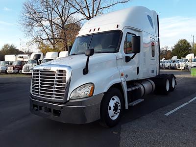 Used 2019 Freightliner Cascadia Sleeper Cab 6x4, Semi Truck for sale #835600 - photo 1