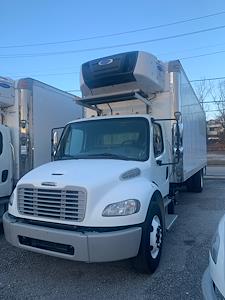 Used 2015 Freightliner M2 106 4x2, 26' Carrier Refrigerated Body for sale #325745 - photo 1