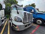 Used 2017 Freightliner Cascadia Day Cab 6x4, Semi Truck for sale #665231 - photo 3