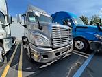 Used 2017 Freightliner Cascadia Day Cab 6x4, Semi Truck for sale #667384 - photo 1