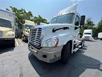 Used 2016 Freightliner Cascadia Day Cab 6x4, Semi Truck for sale #669860 - photo 1