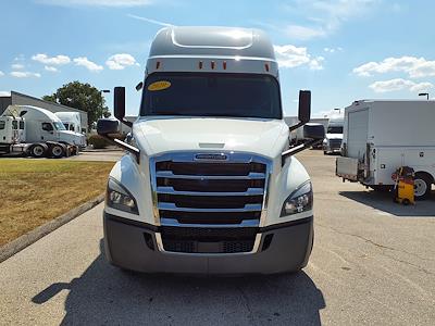 Used 2020 Freightliner Cascadia Sleeper Cab 6x4, Semi Truck for sale #242172 - photo 2