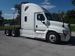 Used 2020 Freightliner Cascadia Sleeper Cab 6x4, Semi Truck for sale #268657 - photo 4