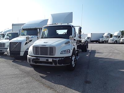 Used 2020 Freightliner M2 106 Conventional Cab 4x2, Cab Chassis for sale #273672 - photo 1