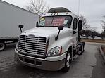 Used 2016 Freightliner Cascadia Day Cab 6x4, Semi Truck for sale #381781 - photo 1