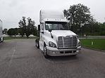 Used 2016 Freightliner Cascadia Day Cab 6x4, Semi Truck for sale #391631 - photo 4