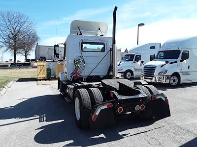 Used 2016 Volvo VNL 4x2, Semi Truck for sale #644022 - photo 2