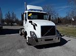 Used 2016 Volvo VNL 4x2, Semi Truck for sale #644022 - photo 4