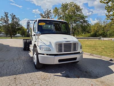 Used 2016 Freightliner M2 106 Conventional Cab 4x2, Cab Chassis for sale #650392 - photo 1