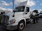 Used 2017 Freightliner Cascadia Day Cab 6x4, Semi Truck for sale #664259 - photo 1