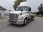 Used 2017 Freightliner Cascadia Day Cab 6x4, Semi Truck for sale #664261 - photo 1