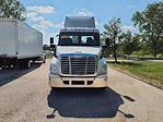 Used 2018 Freightliner Cascadia Day Cab 6x4, Semi Truck for sale #685183 - photo 4