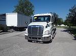 Used 2018 Freightliner Cascadia Day Cab 6x4, Semi Truck for sale #685188 - photo 1