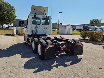 Used 2018 Freightliner Cascadia Day Cab 6x4, Semi Truck for sale #744640 - photo 2