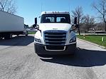 Used 2018 Freightliner Cascadia Day Cab 6x4, Semi Truck for sale #787882 - photo 3