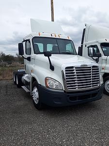 Used 2015 Freightliner Cascadia 6x4, 16' Semi Truck for sale #312082 - photo 1