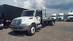 Used 2016 International DuraStar 4300 SBA 4x2, 26' Flatbed Truck for sale #379217 - photo 4