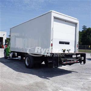 Used 2014 Freightliner M2 106 Day Cab 4x2, 26' Refrigerated Body for sale #540353 - photo 2