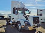 Used 2017 Volvo VNL 4x2, Semi Truck for sale #661546 - photo 4