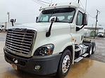 Used 2017 Freightliner Cascadia Day Cab 6x4, Semi Truck for sale #671425 - photo 1