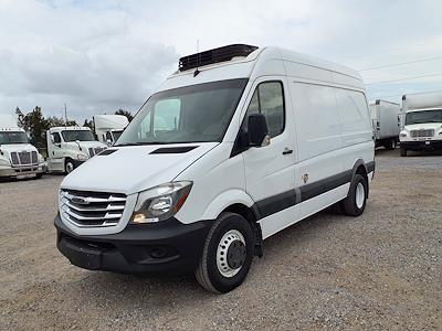 Used 2017 Freightliner Sprinter 3500 4x2, Refrigerated Body for sale #744161 - photo 1