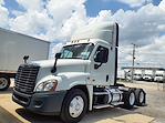 Used 2018 Freightliner Cascadia Day Cab 6x4, Semi Truck for sale #745153 - photo 1