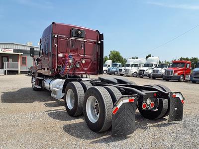 Used 2018 Freightliner Cascadia Sleeper Cab 6x4, Semi Truck for sale #767014 - photo 2