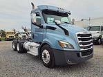 Used 2019 Freightliner Cascadia Day Cab 6x4, Semi Truck for sale #810116 - photo 4