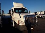 Used 2016 Freightliner Cascadia Day Cab 4x2, Semi Truck for sale #663414 - photo 1