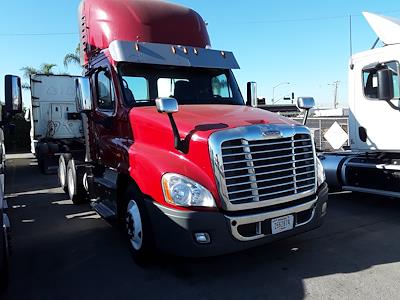 2017 Freightliner Cascadia Day Cab 6x4, Semi Truck for sale #679598 - photo 1