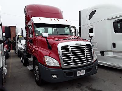 Used 2017 Freightliner Cascadia Day Cab 6x4, Semi Truck for sale #679600 - photo 1