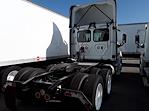 Used 2018 Freightliner Cascadia Day Cab 6x4, Semi Truck for sale #750733 - photo 5