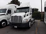 Used 2018 Freightliner Cascadia Day Cab 4x2, Semi Truck for sale #753160 - photo 1