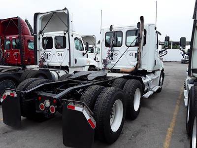 Used 2019 Freightliner Cascadia Day Cab 6x4, Semi Truck for sale #808657 - photo 2