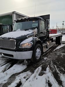 Used 2015 Freightliner M2 106 4x2, 26' Flatbed Truck for sale #328334 - photo 1