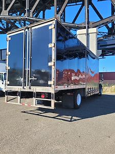 Used 2015 Freightliner M2 106 4x2, Box Truck for sale #566057 - photo 1